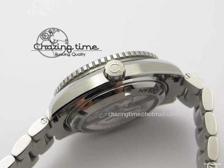 0507 Planet Ocean SS Bp Maker 45mm Black Bezel On SS Bracelet A OnTrend 8218